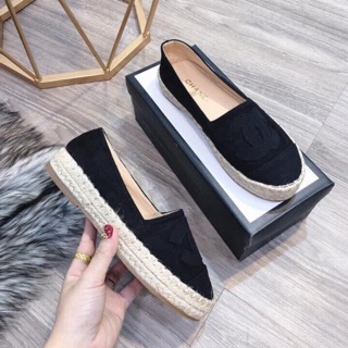 Giày slip on nữ