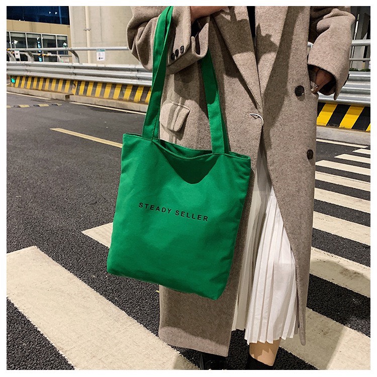 Túi tote HAZIN màu xanh lá đậm vải canvas ulzzang unisex in chữ có khoá miệng đựng vừa khổ a4
