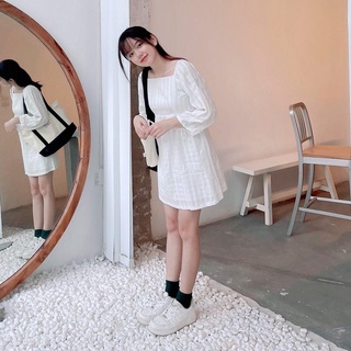 ĐẦM CỔ VUÔNG TAY PHỒNG