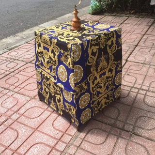 Áo lồng chào mào thần thánh