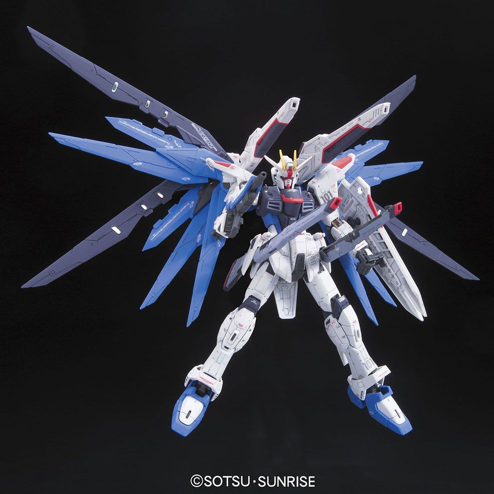 Mô Hình Lắp Ráp Gundam RG Freedom