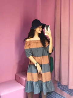 Đầm trễ vai