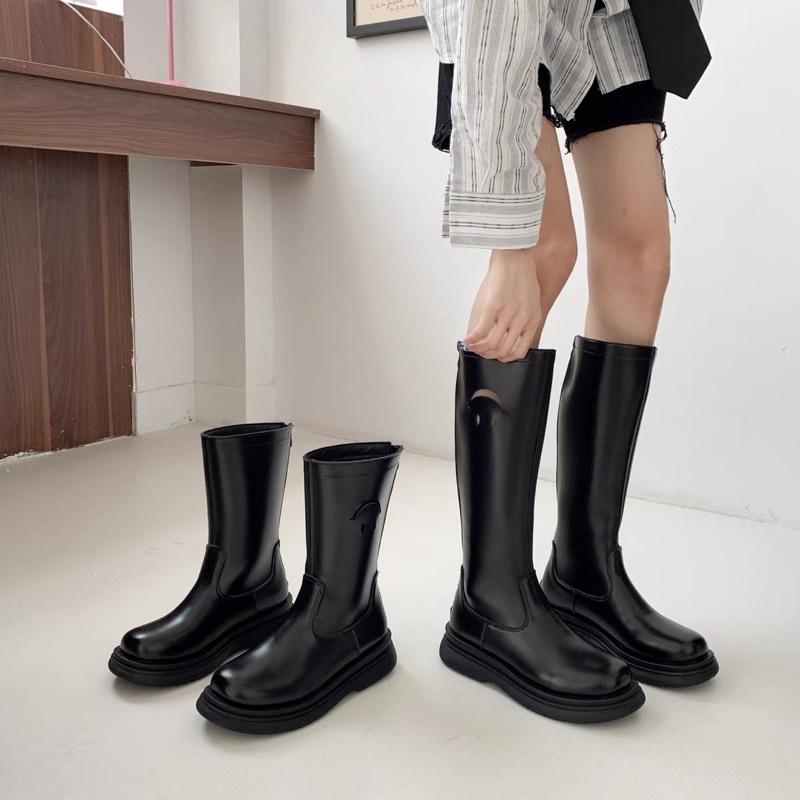 Giày Boot cao cổ hình mặt cười | BigBuy360 - bigbuy360.vn