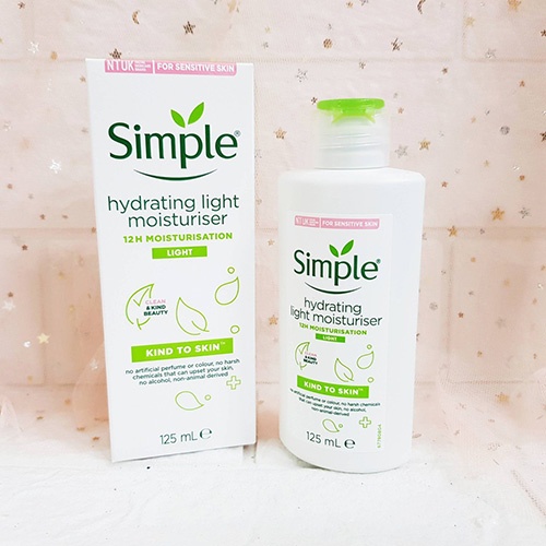 Sữa Dưỡng Da Simple Kind To Skin Hydrating Light Moisturiser 125ml Dưỡng Ẩm 12H Cho Làn Da Nhạy Cảm