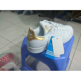 Giày adidas stan smith gót vàng