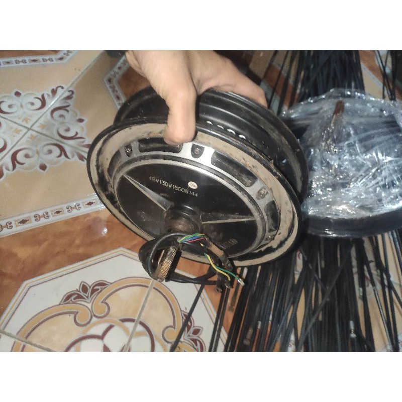 Thanh lí  động cơ 800w xe máy điện