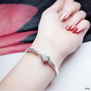 Vòng tay bạc ta