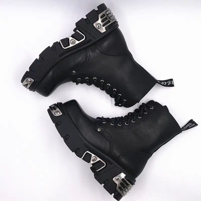 Set đồ của bé Như Quỳnh