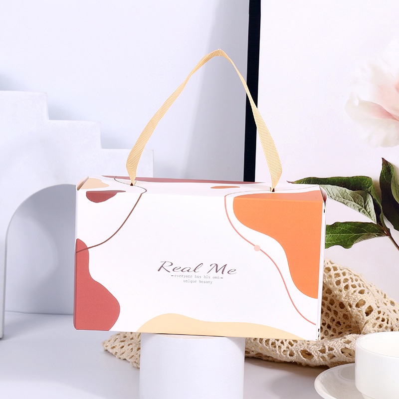 Hộp đựng bánh có quai xách họa tiết xinh xắn