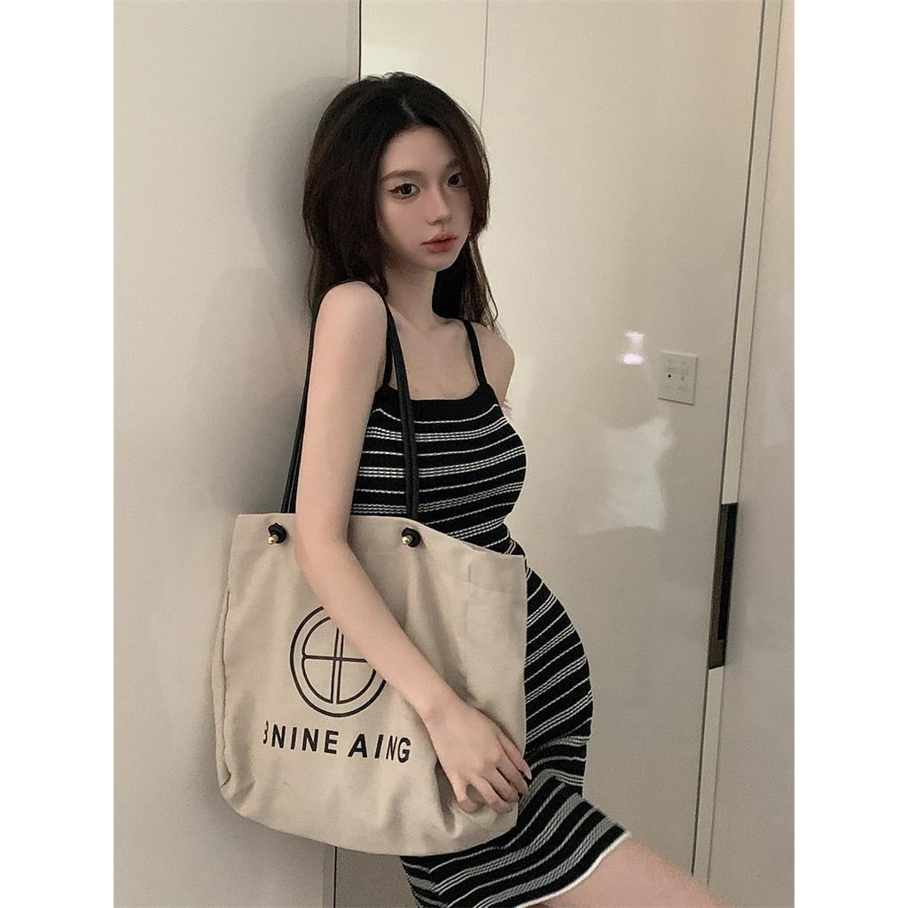 Đầm Hai Dây Ngắn Dáng Chữ a Họa Tiết Kẻ Sọc Màu Sắc Thời Trang Xinh Xắn Cho Nữ