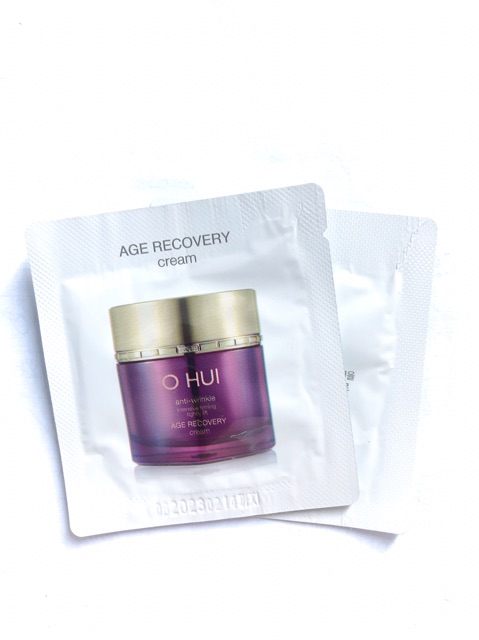 Gói Kem Ohui Tím Phục Hồi Lão Hóa Chuyên Sâu, Giảm Nhăn Và Săn Chắc Da Ohui Age Recovery Cream