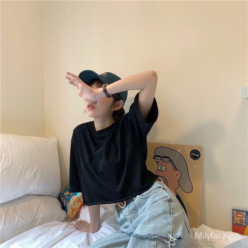 Áo croptop cổ tim form rộng basic