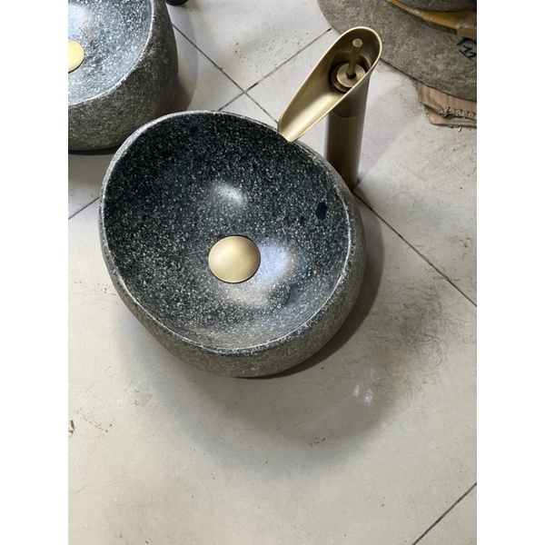 Lavabo đá tự nhiên cuội