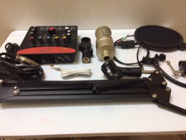 Combo bộ live stream Card iconuodro+ Mic PC k200....(bảo hành 6 tháng) | BigBuy360 - bigbuy360.vn