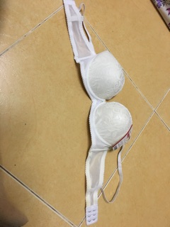 Áo ngực ren mút dày