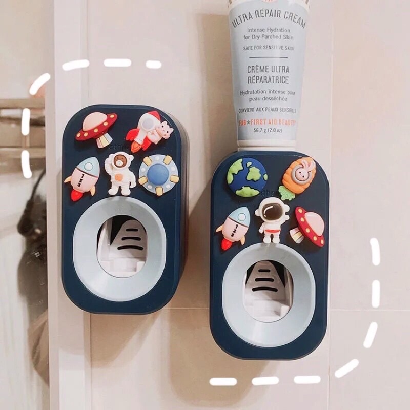 Hộp nhả kem đánh răng nhiều hình dễ thương