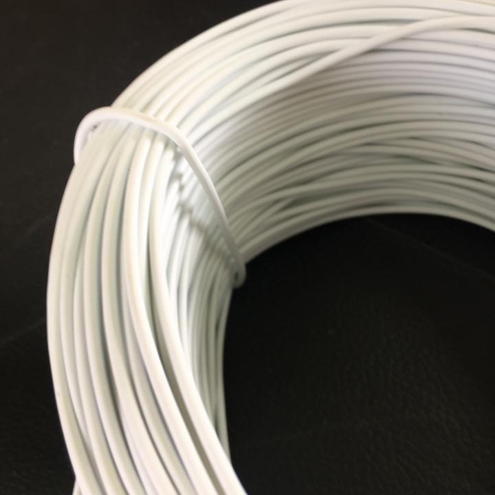 Cuộn 90m dây kẽm bọc nhựa dùng buộc cành, buộc đồ vật đường kính lõi 0,55mm