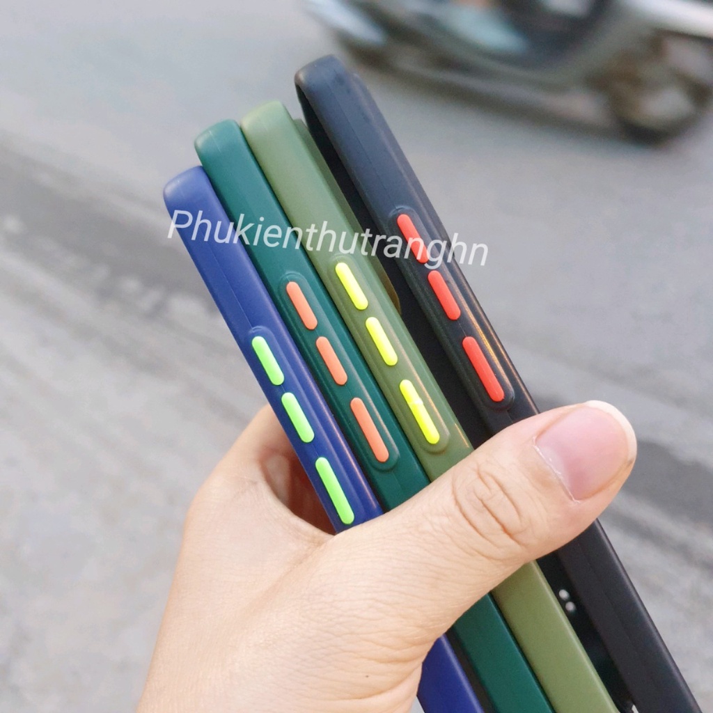 Ốp lưng Vivo V23 5G chất liệu nhám chống bám bẩn, chống mồ hôi tay có gờ bảo vệ camera