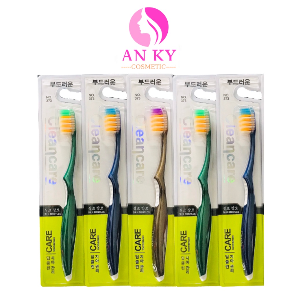 Bàn chải đánh răng Cleancare 373