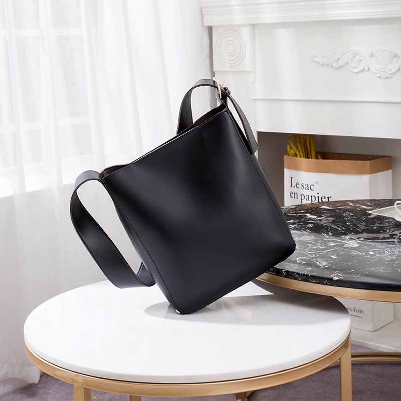 Túi Đeo Vai Màu Sắc Trơn Có Sức Chứa Lớn Dành Cho Nữ