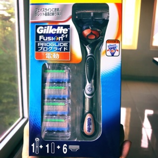 Dao cạo râu Gillette Fusion 5+1 Proglide của Nhật