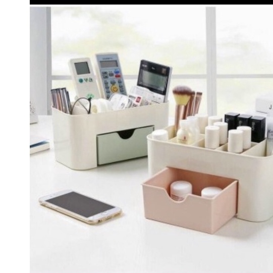 KHAY ĐỰNG SON BẰNG NHỰA TRONG SUỐT 24 Ô