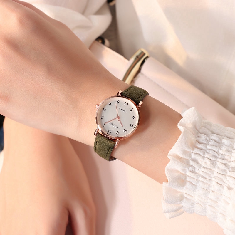 Women Leather Watch / Casual Quartz Wrist Band Watches Gifts