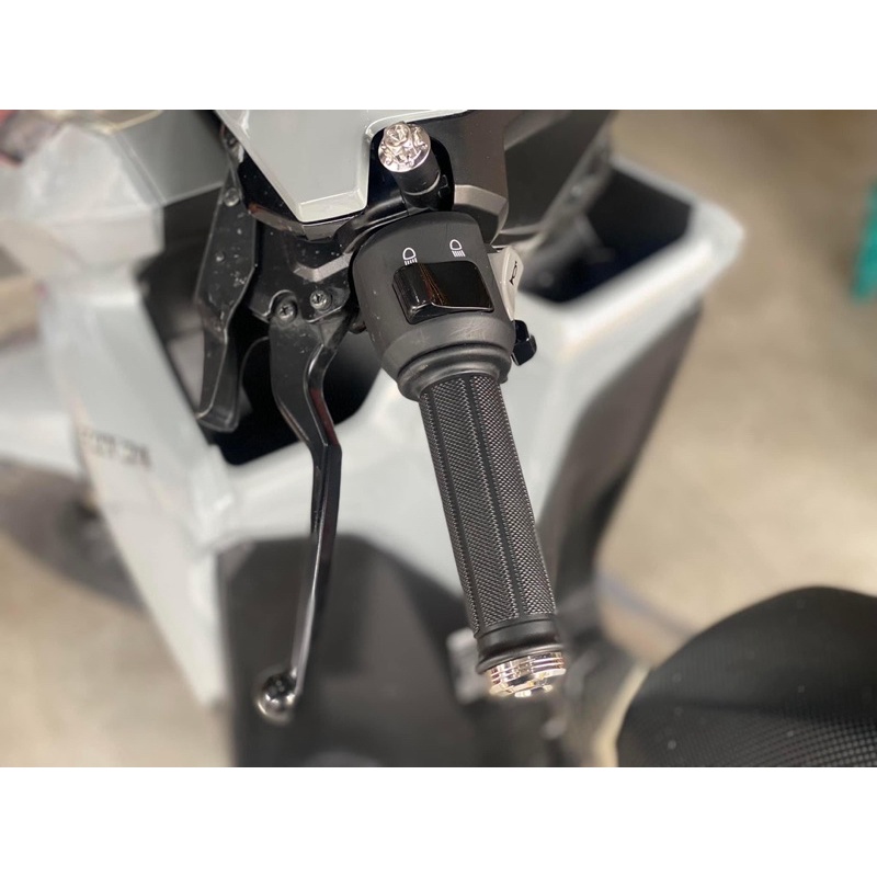 Bao tay TBT + Gù Inox bóng gắn nhiều loại xe máy
