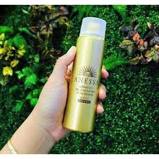 Chống nắng dạng xịt Anessa Perfect UV Spray Sunscreen Aqua Booster 60ml