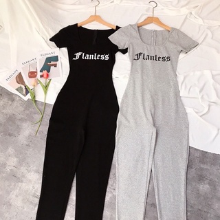 Pass jumpsuit thun tay cộc màu đen