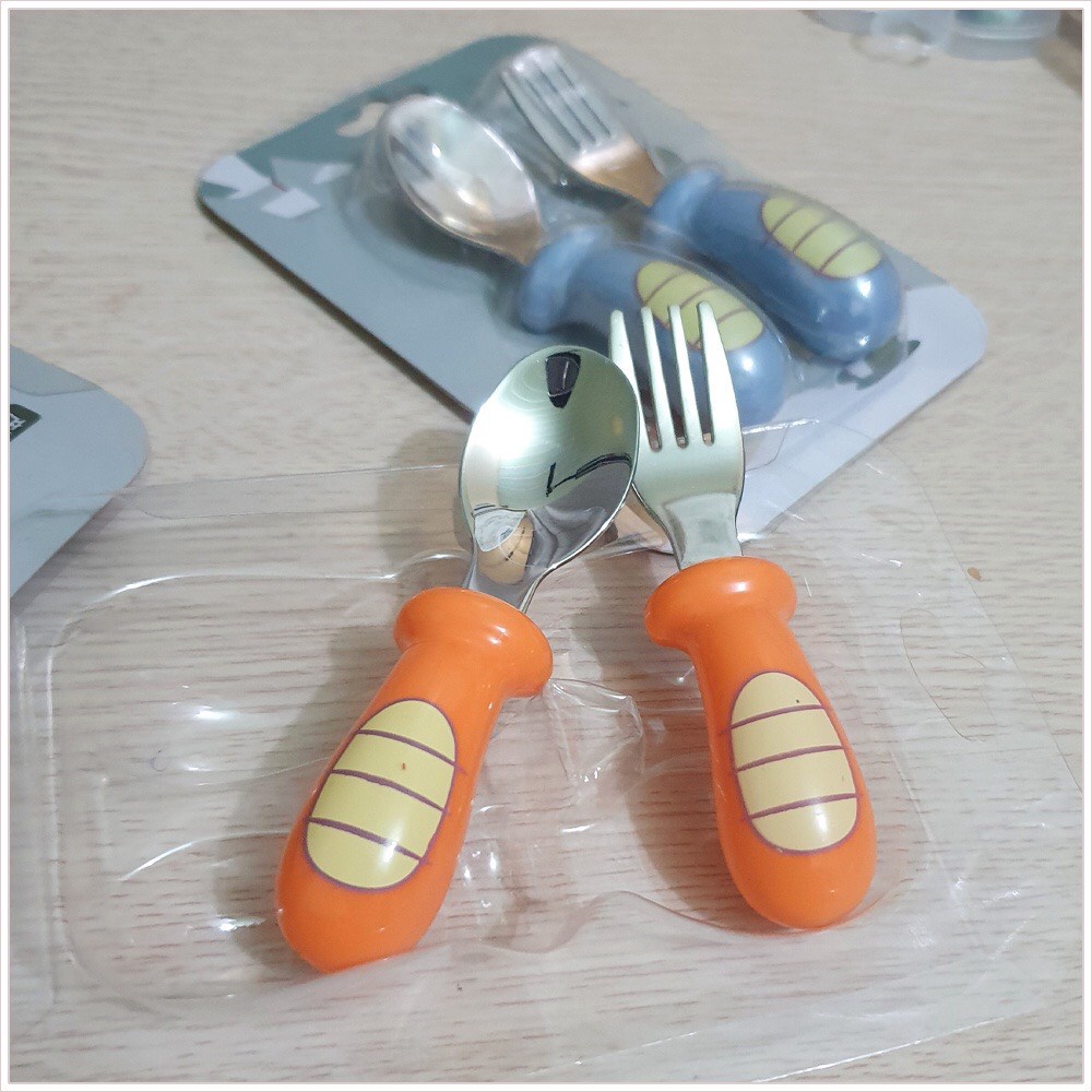 Thìa dĩa tập xúc có cho bé tập ăn chất liệu inox cao cấp hình khủng long