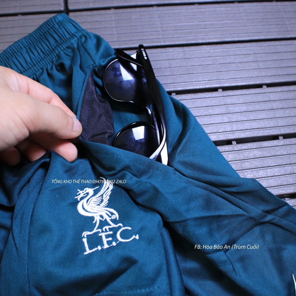 Bộ quần áo bóng đá CLB Liverpool mùa 2022/2023 có cổ hàng cao cấp
