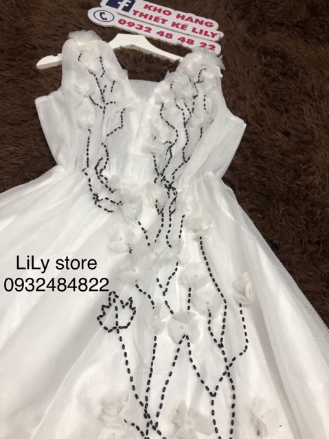 ẢNH VÀ VIDEO THẬT 1000%  Đầm xoè hoa rơi 3 D