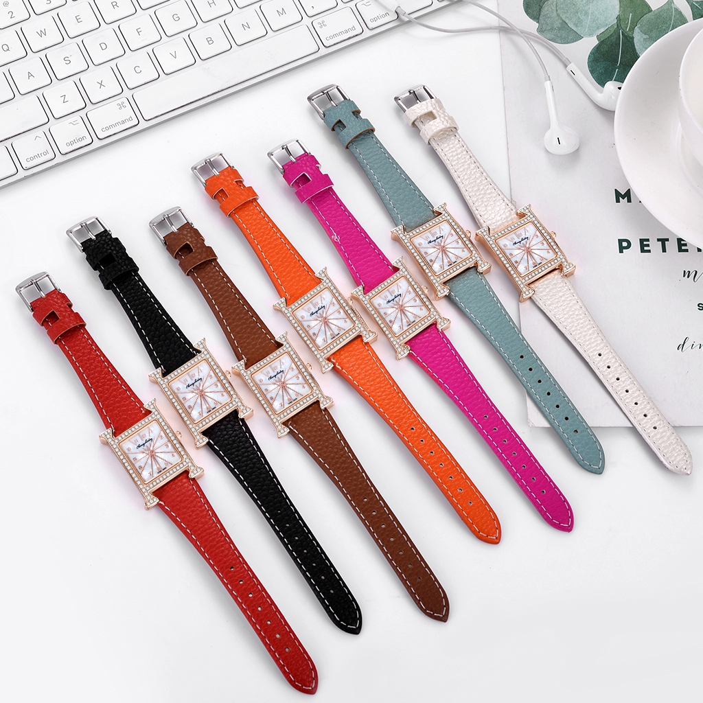 Đồng Hồ Quartz Mặt Vuông Đính Hột Xoàn Dây Da Cho Nữ
