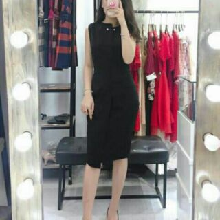 ĐẦM BODY SÁT NÁCH CÁCH ĐIỆU ( tặng cài áo như hình)