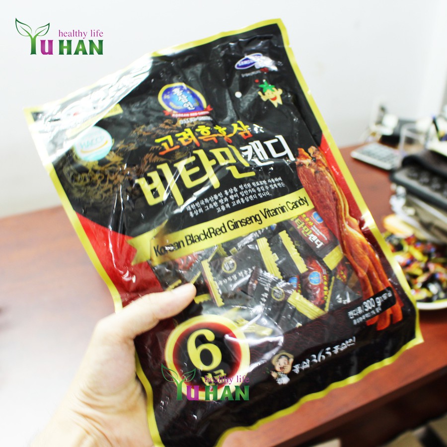 Kẹo hắc sâm Hàn Quốc BackrRed Ginseng Vitamin Candy 300gr
