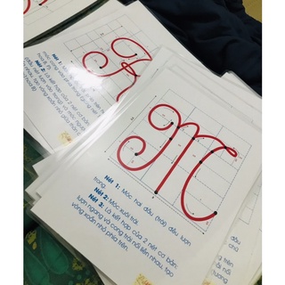 Bộ chữ hoa cỡ nhỏ (ép plastic)