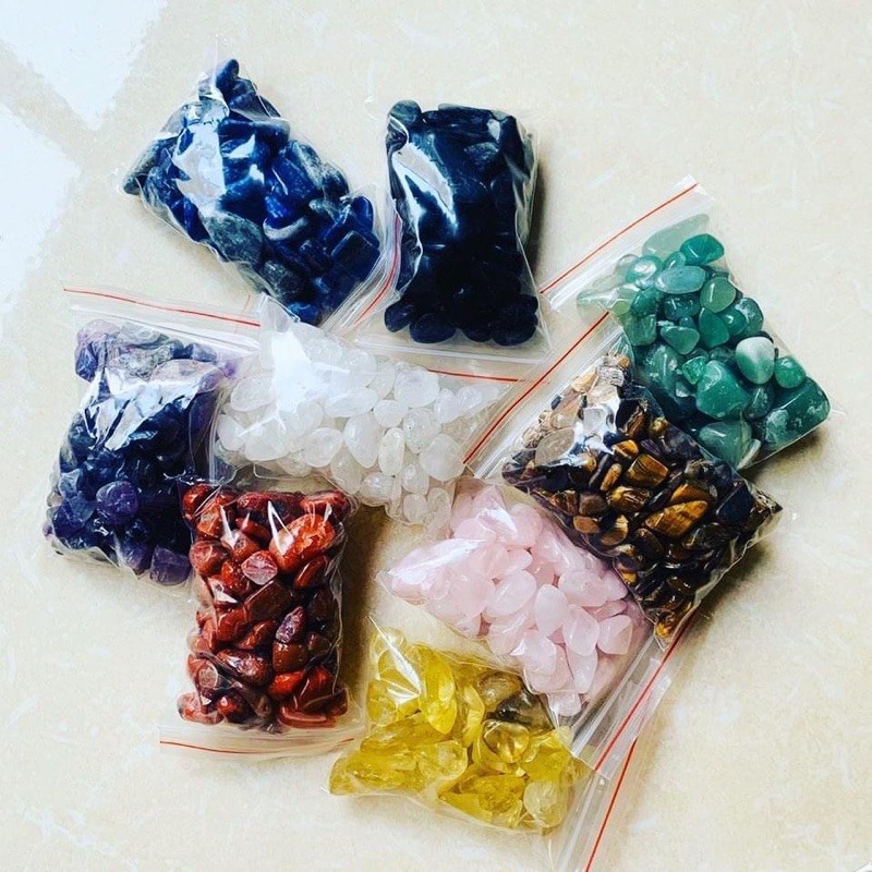 Đá thach anh vụn mài bóng 9 gói 1Kg