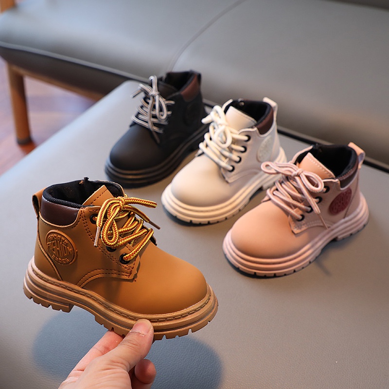 Giày boot cho bé , boot da mềm phối dây đế chống trơn trượt phong cách Hàn Quốc cho bé trai bé gái