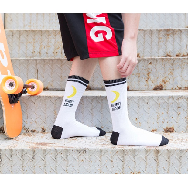 Vớ Tất cổ cao Unisex chữ BRIGHT MOON phong cách thể thao, năng động.