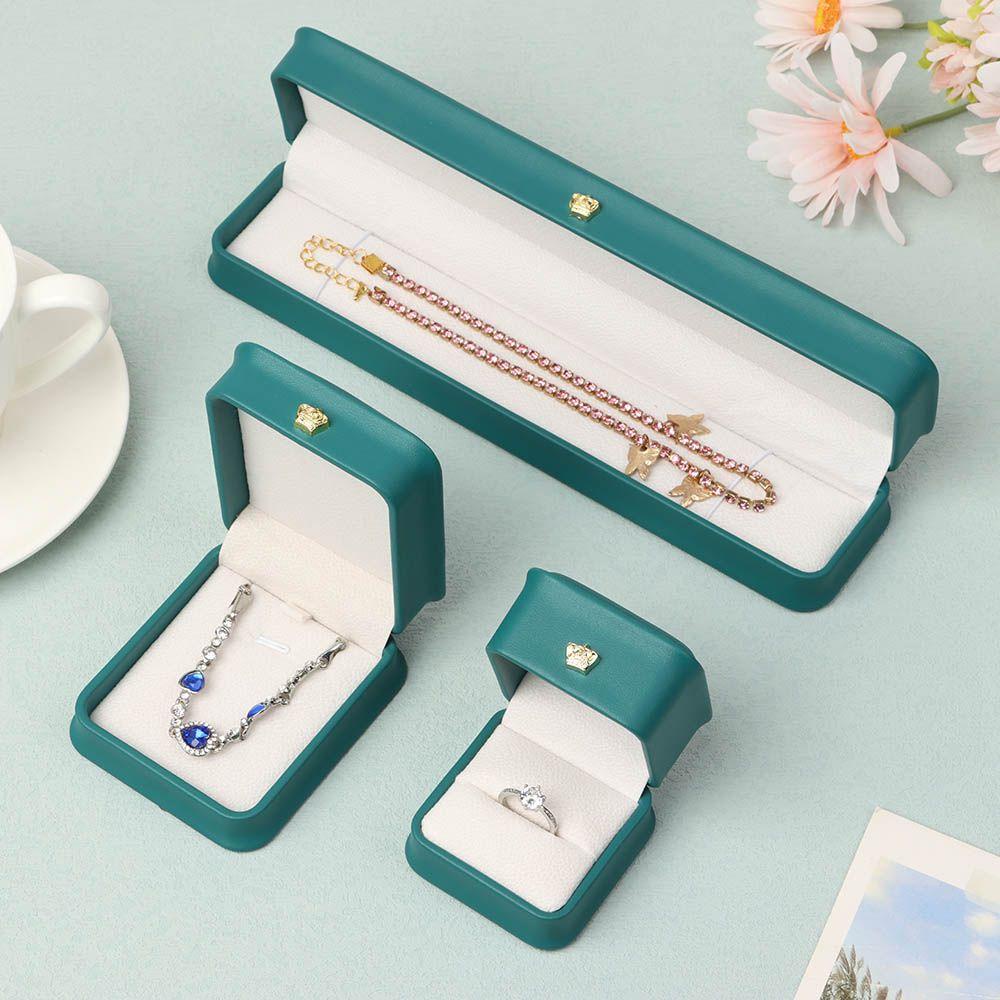 Hộp Đựng Nhẫn Cưới Bằng Nhựa Chất Lượng Cao Ốp