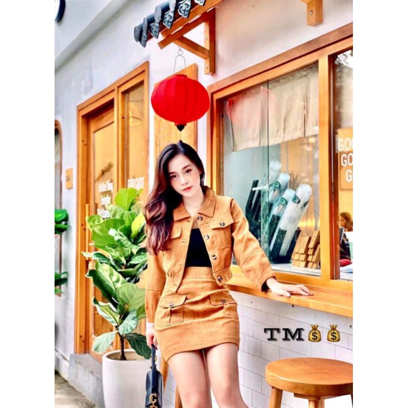 Set nhung áo ngắn mix chân váy có chun sau dễ mặc PL