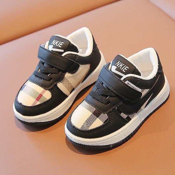 Giày thể thao bé trai bé gái da PU mềm êm chân có quai dán siêu nhẹ nkie kẻ siêu đẹp QCCC 2207 SOC2128