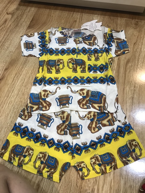 Bộ tone voi bé trai gái