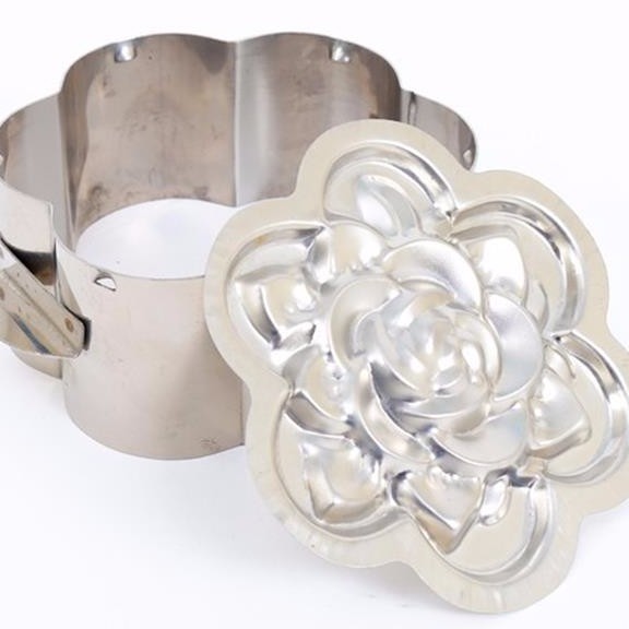 Khuôn ép xôi bằng INOX Việt Nam hình hoa hồng