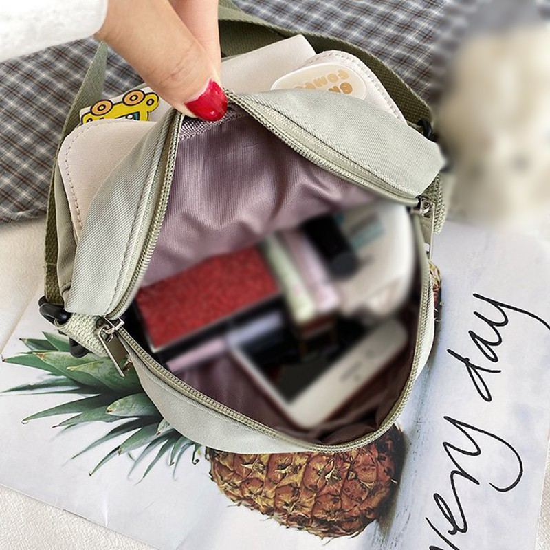 Túi đeo chéo bằng vải bạt kiểu hoạt hình đáng yêu theo phong cách Hàn Quốc