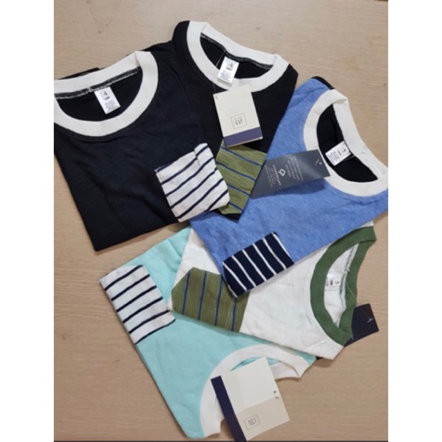 Áo thun cộc tay bé trai phối màu