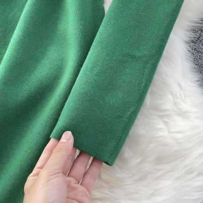 Đầm len cổ cao 3 phân dáng ôm dài