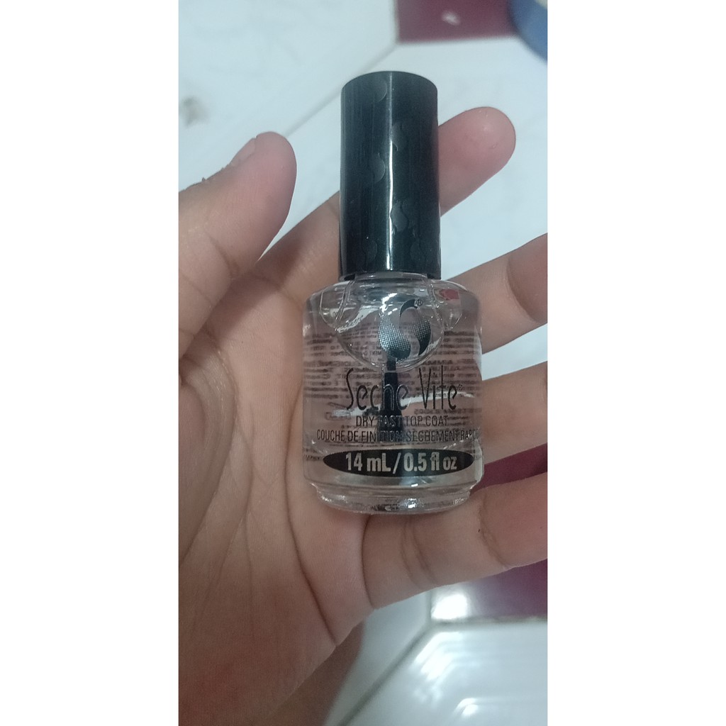 " Hàng chất lượng "  TOP COAT SECHE chai trắng có nhãn hiệu Seche vite thật đẹp và soang chảnh.