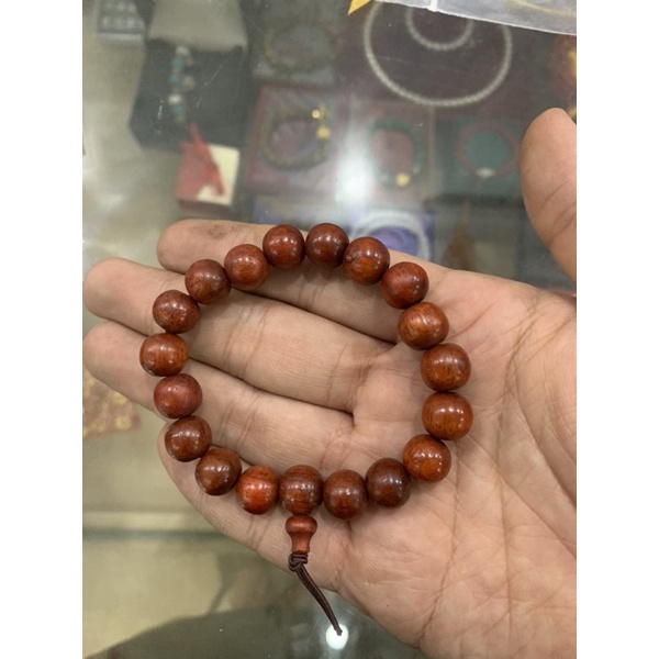 Vòng gỗ hương đỏ loại 10ly